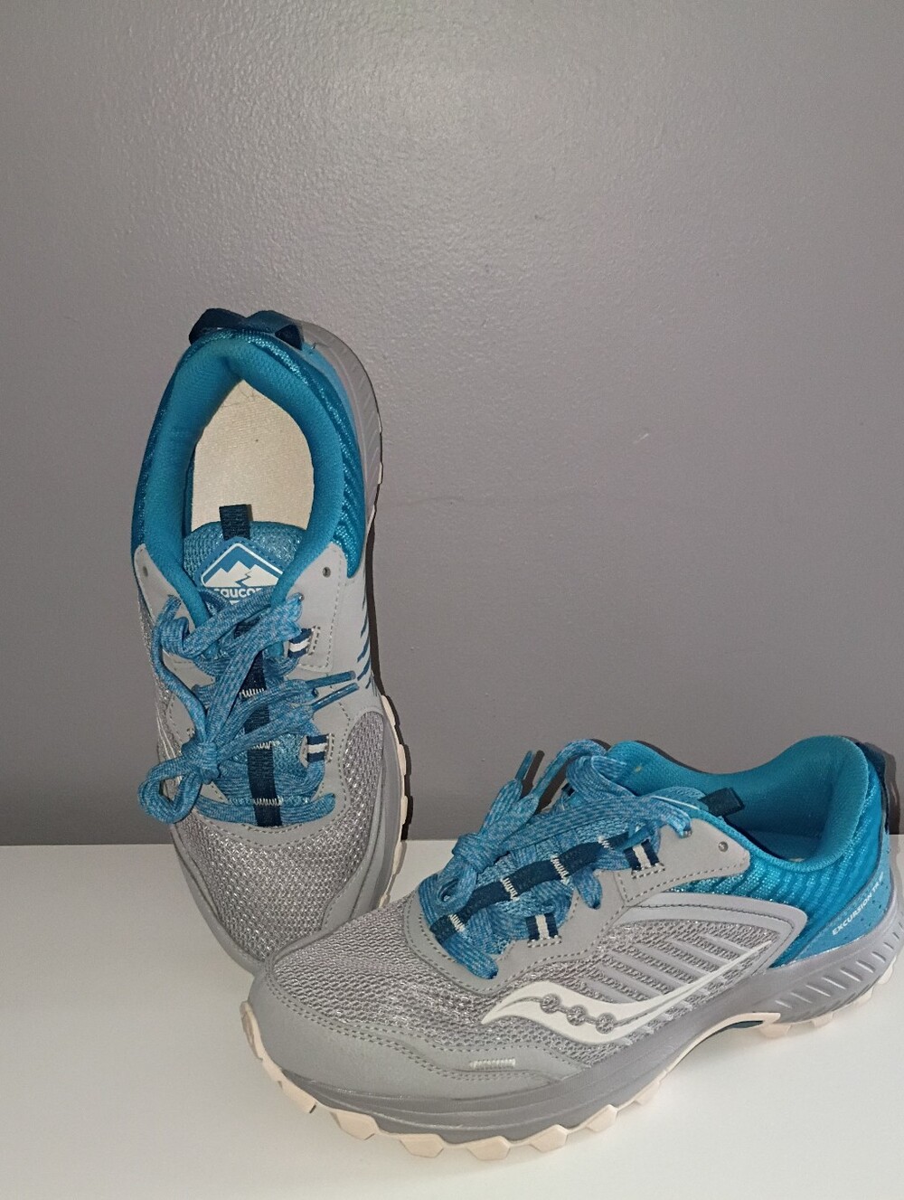SAUCONY Women 9.5 Gray Blue Excursion TR 15 S10669-15